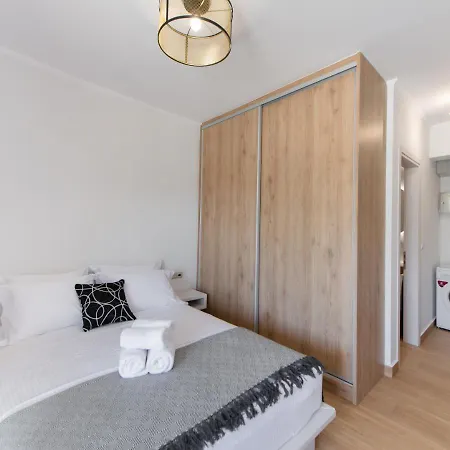 Aspasia's Mansion فيلة