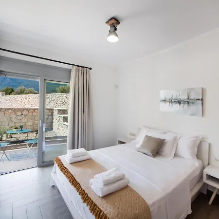 Aspasia's Mansion فيلة