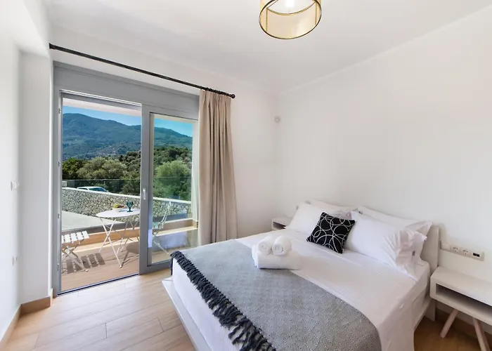 Aspasia's Mansion Villa *